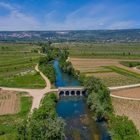 ヴィラ Beautiful Miki With Pool In