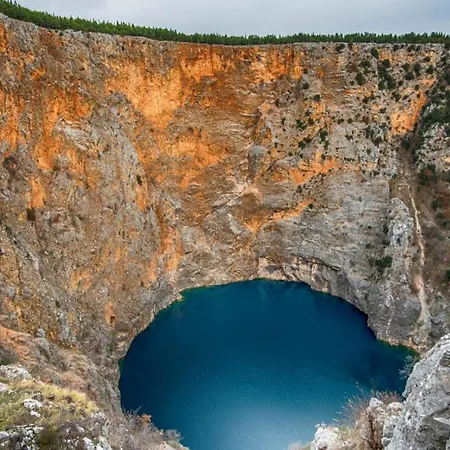 Beautiful Miki With Pool In *